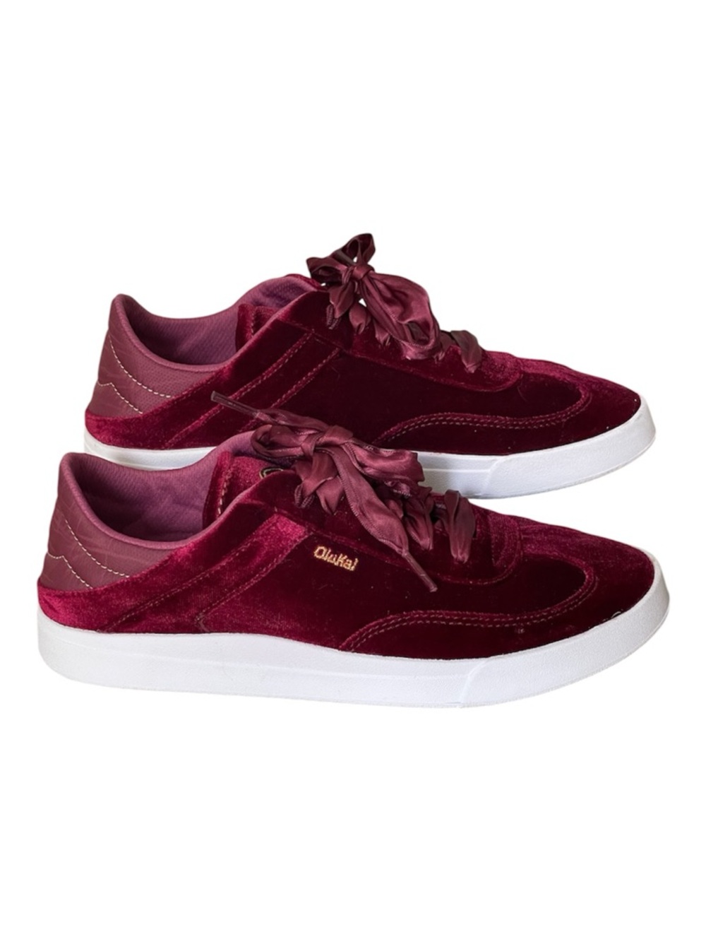 OluKai Kilea Lanui Velvet Burgundy Sneakers Women 9
